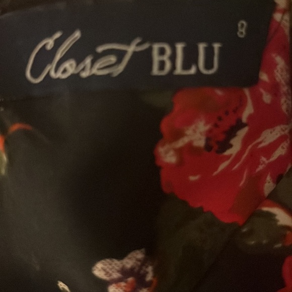 Black floral sheath wrap dress - Picture 3 of 3